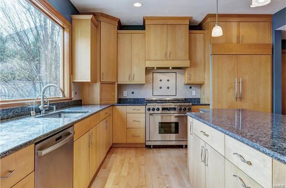 Kitchen Before Remodel