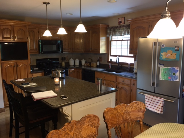 Before kitchen remodel 