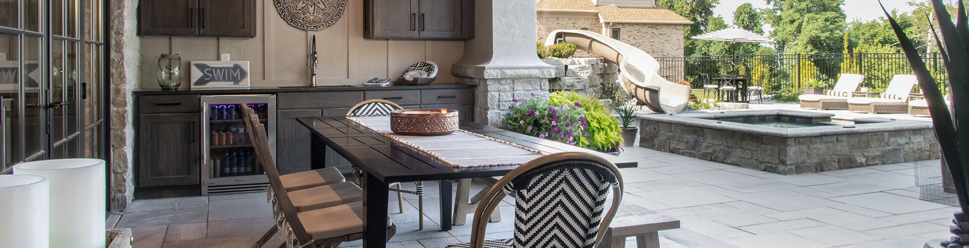 Outdoor-Living-slider