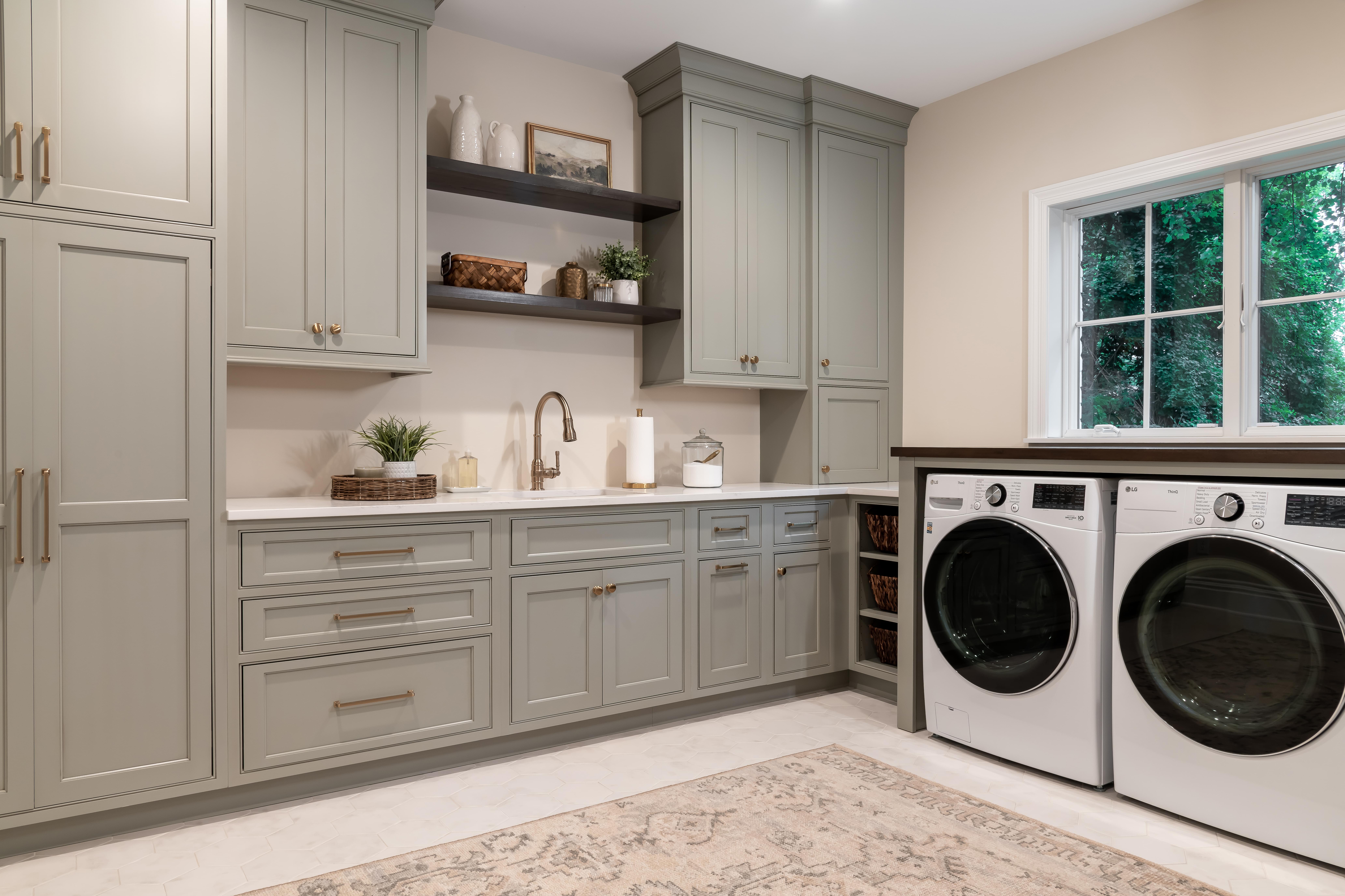 Embassy Row Laundry room
